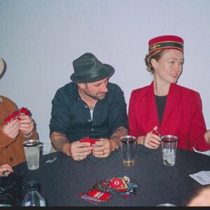 Julia Stiles Instagram - Clue is literally my favorite Comedy of all time. @questlove You host the best game nights. Thank you for giving me an excuse to play dress up.  @birbigs Uno Out.  No Sleep ‘till Jenga 📸 @christian_germoso @therongcathy 🎉