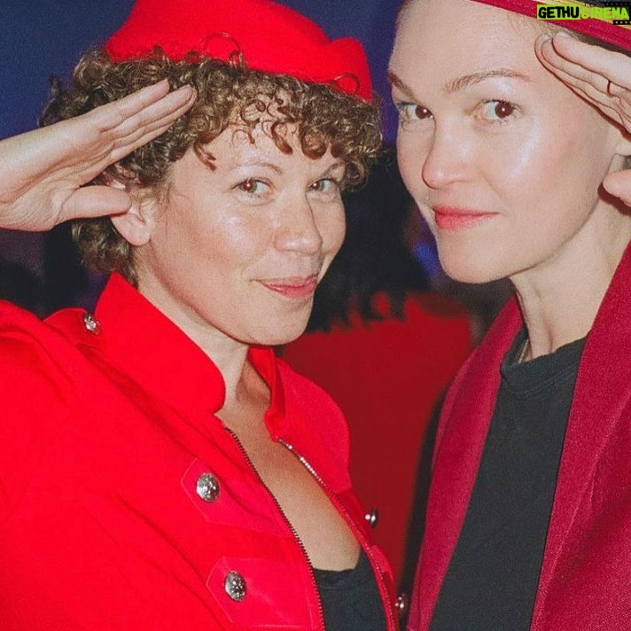 Julia Stiles - 14.7K Likes - Clue is literally my favorite Comedy of all time. @questlove You host the best game nights. Thank you for giving me an excuse to play dress up. @birbigs Uno Out. No Sleep ātill Jenga šø @christian_germoso @therongcathy š