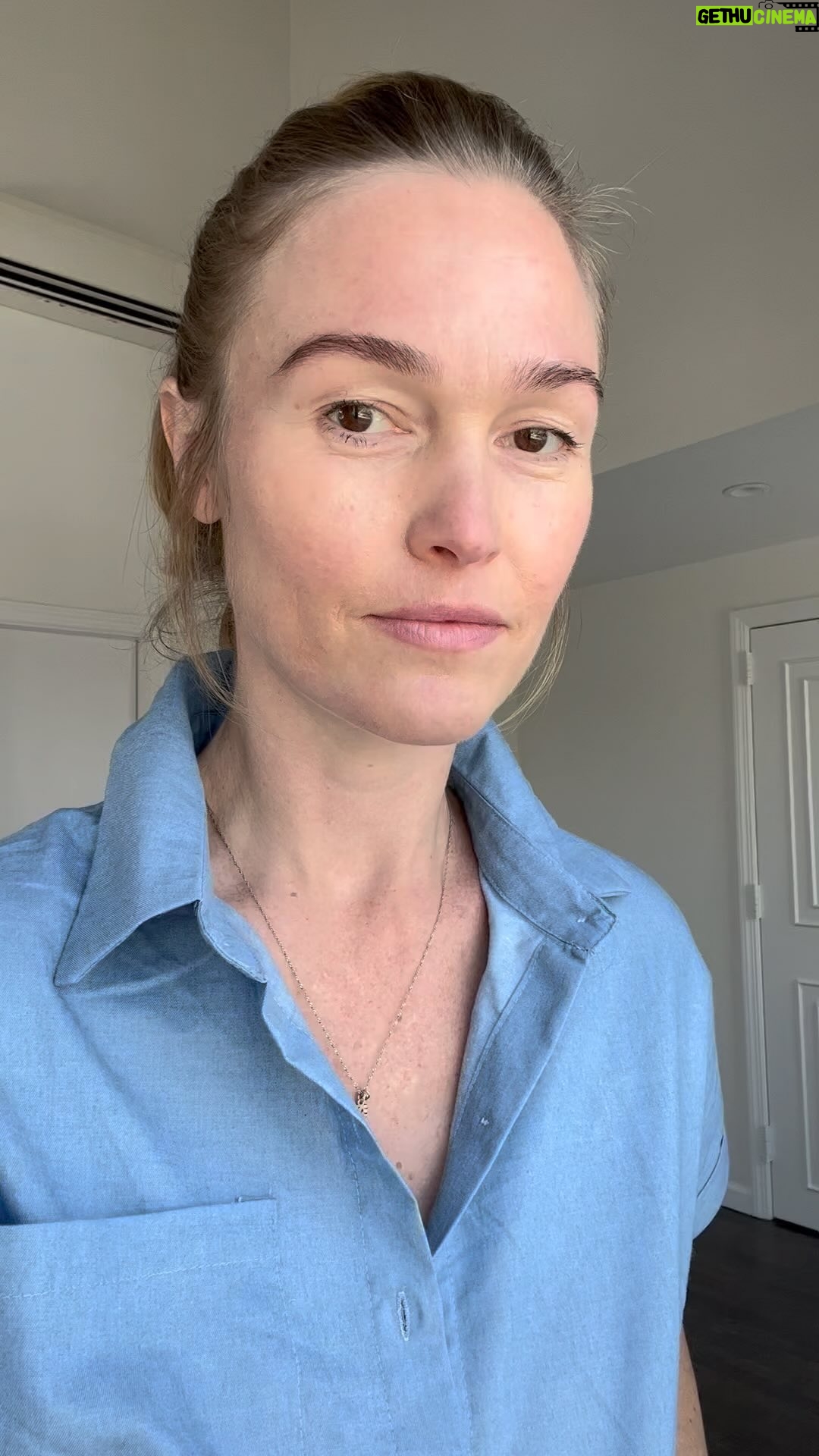 Julia Stiles - 87K Likes - This round of charades brought to you by a proud member for over 25yrs #sagaftra
Donate to @tusctogether @alifeinthearts @mptf
So many hard working people behind the scenes! #sagaftrastrong #iatse #wgastrong