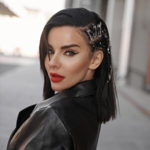 Julia Volkova Instagram - Соскучились?😜 Photo @vorontsov_addiction Style @olga_kaff Hair @Kari_Lev_ Mua: @alena_goldy_