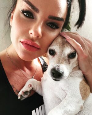 Julia Volkova Instagram - Моя любовь к животным безгранична❤️ #моясобака #вива