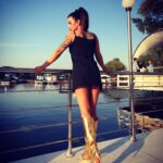 Julia Volkova Instagram - Все,что происходит с нами и в нашей жизни-собирает нас по кусочкам,формирует,делает сильнее💃🏻👍не оглядывайтесь,смотрите дальше,шагайте вперед смело и уверенно 👍🔥