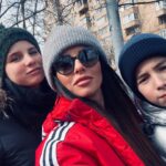 Julia Volkova Instagram - МОЯ ЖИЗНЬ❤️МОЯ ДУША❤️МОЯ ЛЮБОВЬ❤️ @vikavolkova8665 @official_samiryasinov #детисамоебольшоесчастье