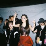 Julia Wu Instagram - 謝謝那天跟我一起在台北跨年的你們❤️ 這次為了這個表演 特別做了一個台北組曲 唱的時候真的把這幾年在這裡的回憶跟感情都放進去了 改編了買榜也加了舞蹈 謝謝我的舞蹈老師們 @imcharcoal0101 @joylin911 我的編曲goddess @shawnchen_fp @livmus.w @at_artinjidg 我的團隊 you know who you are Happy new year my loves 💋