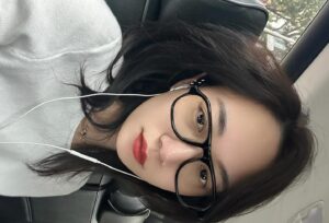 Julia Wu Instagram - 有的時候覺得
跳出舒適圈好可怕
但好像不去做
就沒辦法成長
沒事 自己最近的一些murmur跟photo紀錄

I miss u guys 
大家最近過得好嗎