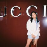 Julia Wu Instagram - 在都市忙碌的生活中 很多時候我們可能因為緣分 跟某一個人見到一面 And then we may never meet again 在這次展覽中藝術家Torrisi 的展區有許多彩色小紙條，上面寫著「僅限今晚」 很喜歡這樣的小巧思 💘 Every now and then, I know, you dream too, and you dream of us 🪐 3/8～3/12 GUCCI ANCORA 時尚藝術特展 快來感受一下吧🥰 @gucci #GUCCI #GucciAncora