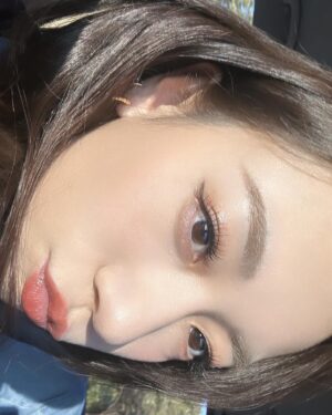 Julia Wu Instagram - 10張照片真的不夠我po
5萬多張的相簿要炸裂了
 
Photo album outta control 🫠