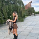 Julia Wulf Instagram - Ich hatte ja keine ahnung was für ein toller Park der Trepti ist ey Berlin du geile Saaauuu