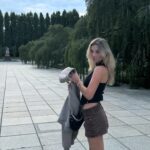 Julia Wulf Instagram - Ich hatte ja keine ahnung was für ein toller Park der Trepti ist ey Berlin du geile Saaauuu