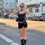 Julia Wulf Instagram - Ich voll auf allergietablette im pollensturm 🤙🏻💁‍♀️