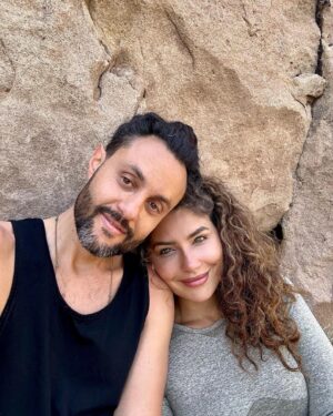 Juliana Harkavy Instagram - Family hike photo dump! 💞🥾🐾

#californiahiking #losangeleshiking #topangacanyon #hike #doghiking #getoutside #nature #canyonhike #adventures #hikingtrail #lahiking #californiaadventure