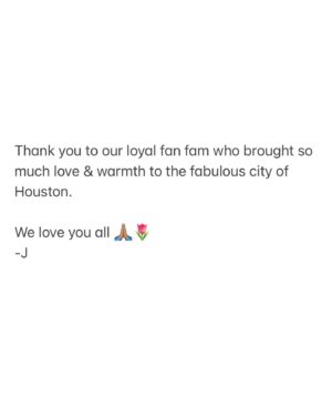 Juliana Harkavy Instagram - Fell in love with #Houston this weekend. Warm people, warm weather, epic food, good friends, and an amazing convention hosted by @houstoncomicpalooza

Thank you for having us! ✌🏽💕