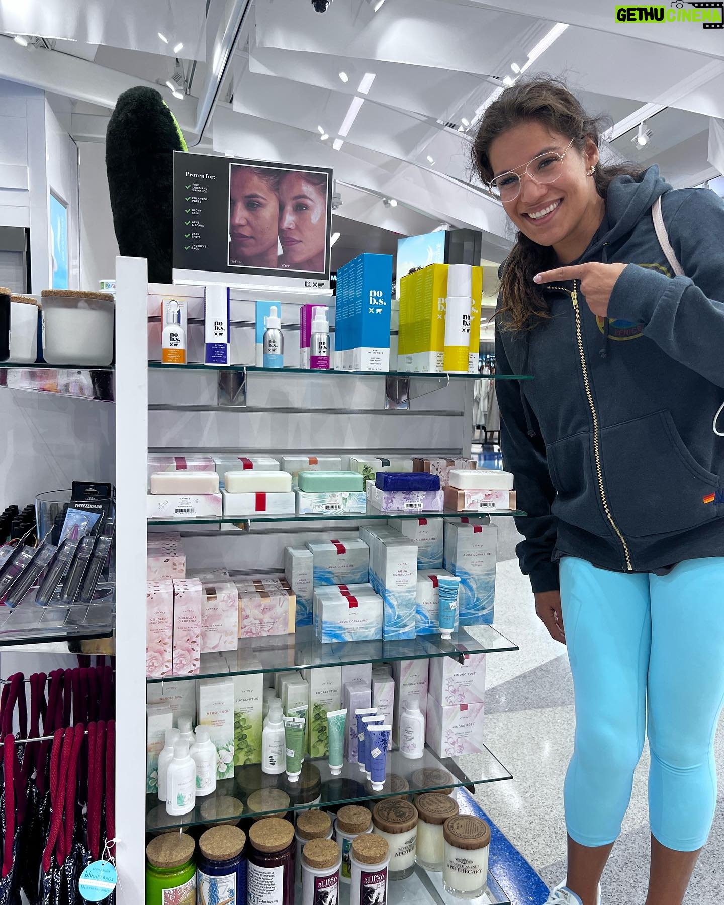 Julianna Peña Instagram - Walking through the airport in #florida in the #skincare section and look who I see ! ME! What! Sooo cool! 😎 @livenobs @chad_bronstein best #skincare in the game! My favorite! Check them out ! They’re #nobs !