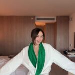 Julie-Anne Ho Instagram - VLOG: Mon séjour à LA avec @skinceuticals 😬🌴