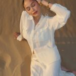 Julie-Anne Ho Instagram - Officially checked off my bucket list 🐪🌅🥹