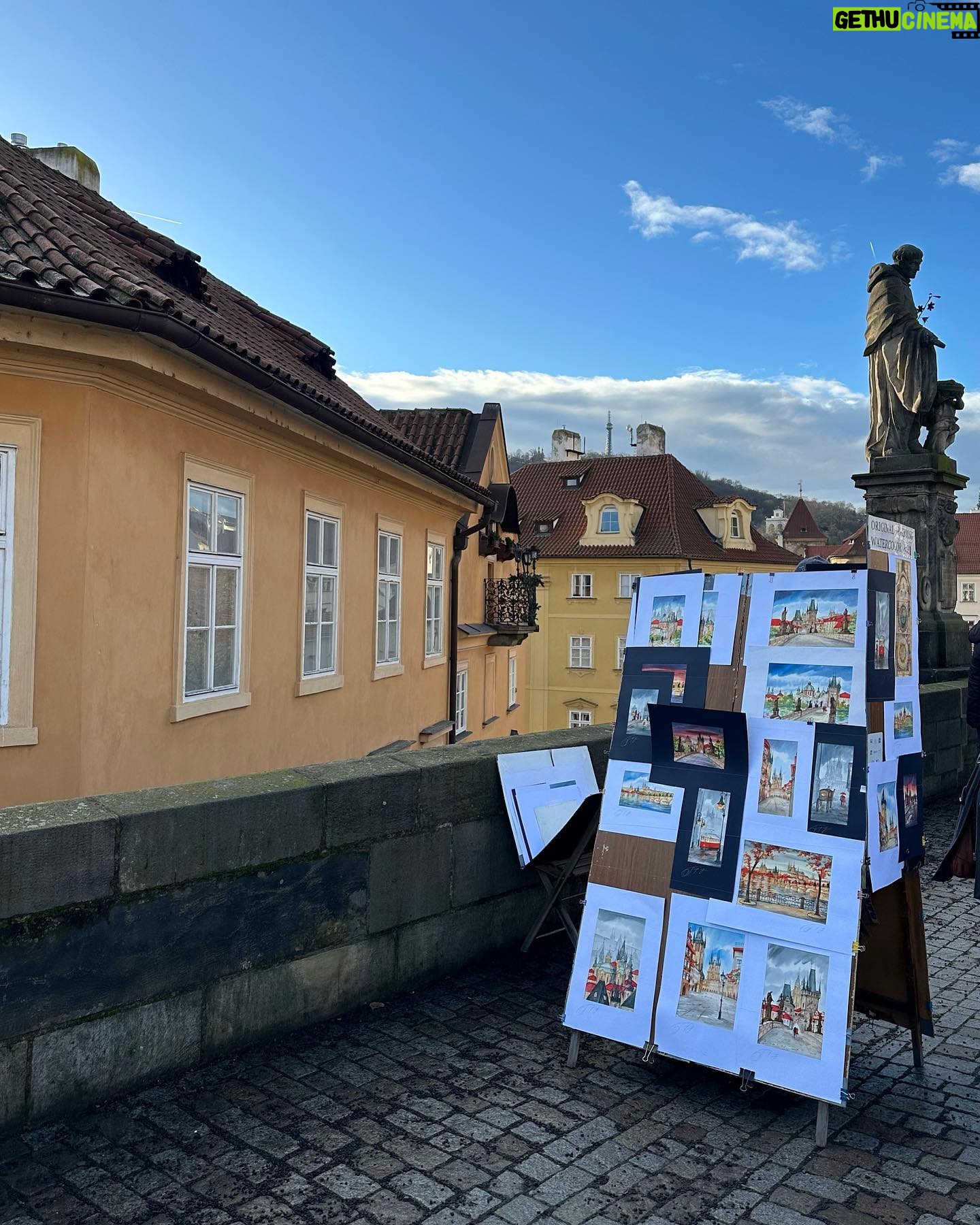 Julie-Anne Ho Instagram - Prague, Czech Republic 💌