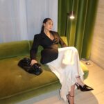 Julie-Anne Ho Instagram - LA by night 🙊