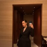 Julie-Anne Ho Instagram - LA by night 🙊
