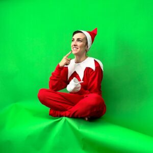 Julie Nolke Instagram - Every cent of ad revenue earned from my new YouTube video is going towards @sickkidstoronto for the month of December. Go watch! 

My son was lucky enough to be treated at Toronto Sick Kids hospital and I’ll forever be grateful for our time there. Hoping other babies get the same incredible care that we received.