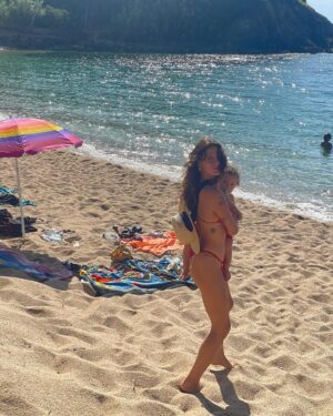 Julie Robert Instagram - ❤️‍🔥🌞