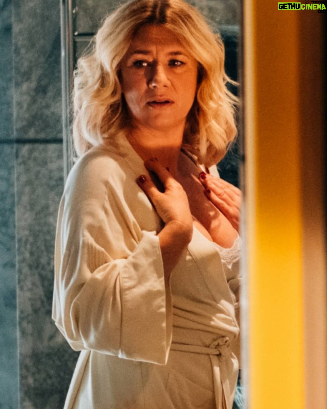 Julie Sergeant - 1.7K Likes - SEXY CARMO 🤪
obrigada @monteirotomas por me fazeres sempre sentir bonita.
De manhã, à tarde e no fim do plano...
Tens um olhar especial sem dúvida!!
📷@monteirotomas
@bemmequertvi @tvioficial @pluraloficialpt @selfie.iol.pt
