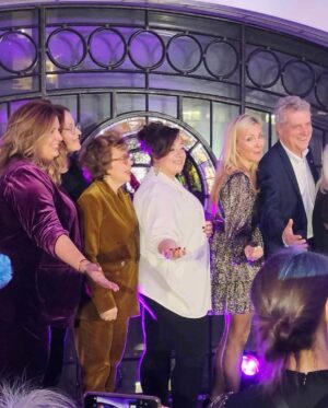 Julie Snyder Instagram - Bravo à mon ex collègue @val_daigneault qui a été honorée hier au gala @allia_mtl aux côtés de femmes extraordinaires dont nulle autre que @cloutierv Bravooo Valérie quel parcours depuis ton entrée aux @prodjinc WoW et félicitations à toutes les femmes honorées