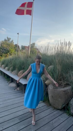 Julie Zangenberg Instagram - Et lille outfit fra en stor bryllupsweekend (sidste weekend) 🤍