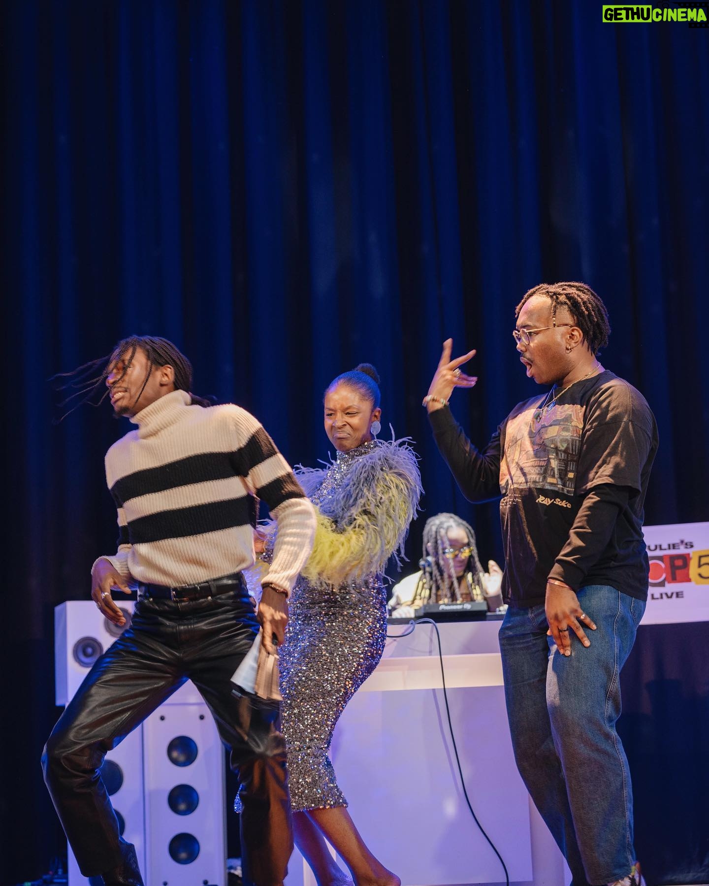 Julie Adenuga Instagram - Look how much fun we all had at the first Julie’s Top 5 LIVE!! The room was full of ENERGY 😜 Big up Zara & Kristy for winning the audience vote to be on the panel - you both killed it! I can’t wait to hear what you guys were saying in your interviews - make sure you’re following @donttrusttheinternet on all platforms… you might see yourself! #JuliesTop5 #RENAISSANCE 📸 > @ayo_sama
