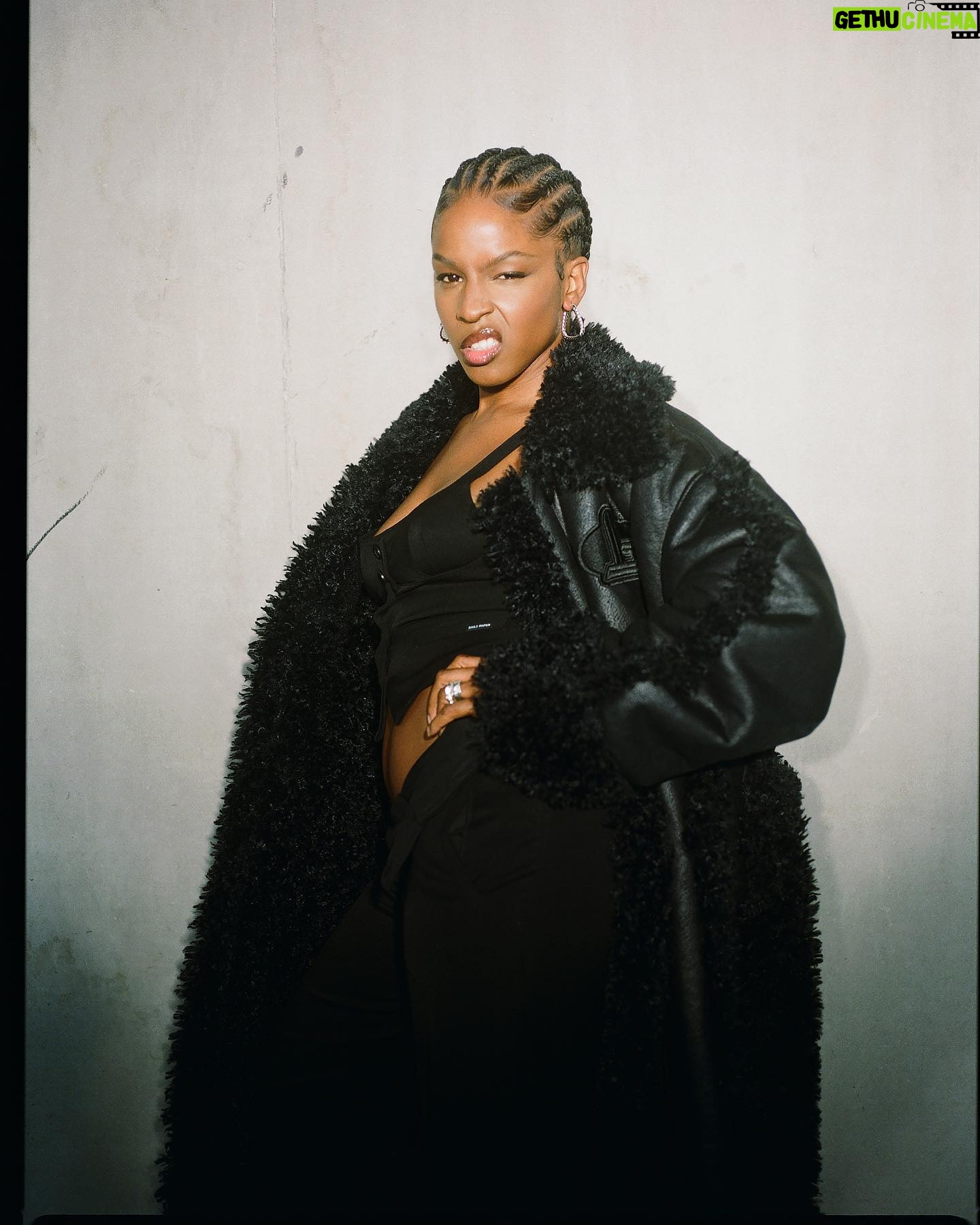Julie Adenuga Instagram - on Julie’s Top 5: As a result of making up for the lack of content this year, Julie has big plans concerning the show in 2024. First up, she’s taking the show on tour. “I knew that by the end of the year, we weren’t gonna have many ‘Top 5’ episodes. That’s mad! So now I’m working with my agents and we’re gonna tour ‘Top 5’ next year,” Julie announces. The aim to film episodes internationally still stands as she says the goal is to do shows in the US and Africa. 🚨 … and it all starts TONIGHT! My. List. Is. READY! #RENAISSANCE 🚨 ——— Digital cover star for @principlemagazine Words @iamfabio_ Photography @jackalexanderUK Styling @kieraliberati Hair @luciajosephine_ using @keracareofficial and @mizani Makeup @maha.gram using @hourglasscosmetics Styling assistant @colleneweekes