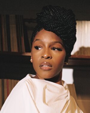 Julie Adenuga Instagram - Some of my favourite photos. One of my favourite songs ❤️