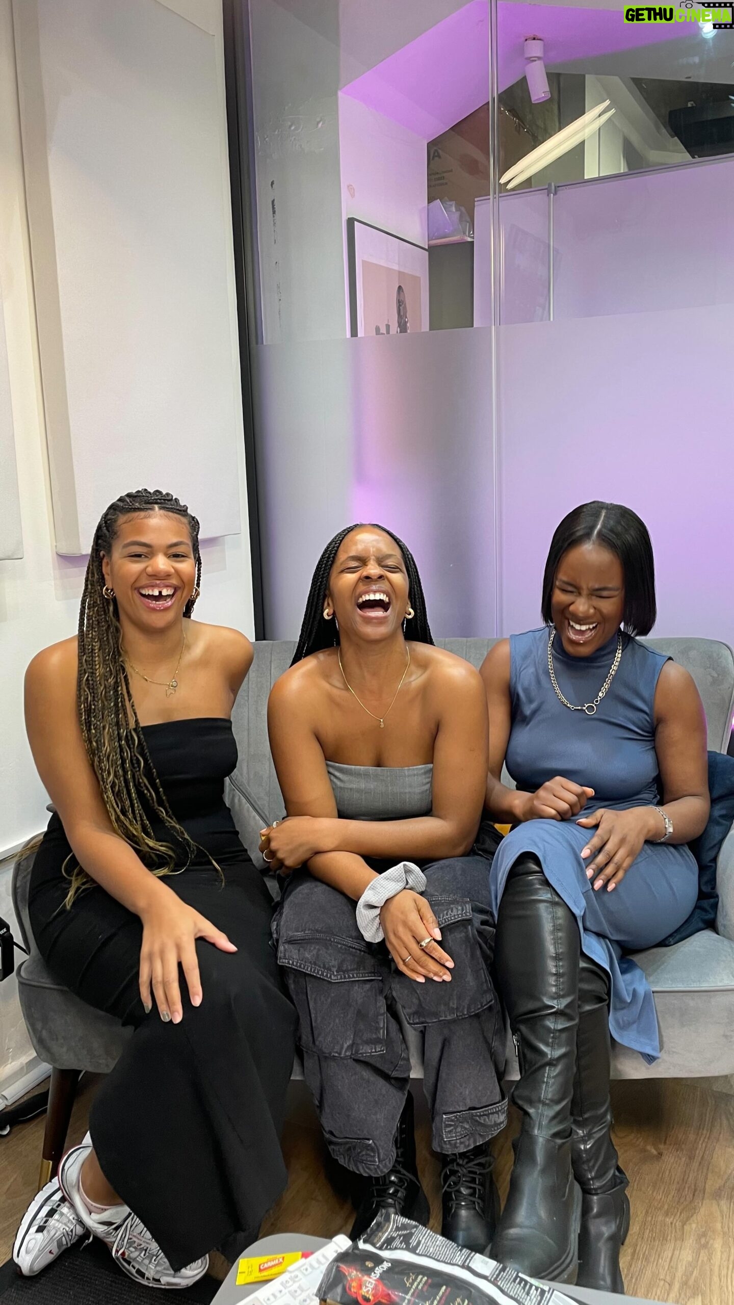 Julie Adenuga Instagram - I’ve loved @prinnyraee & @amberleaux since hearing their podcast reviewing the GRM Gala 2022 looks. Was proper gassed to sit with them & talk about my personal style & the icon that is @reeree.f 🥰 You can listen / watch over on YouTube or any pod platform. #ShyGirls @styleandcitydiaries