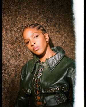 Julie Adenuga Instagram - on Work In Progress: The concept we see today wasn’t quite how things started out. “Originally, I was working with Reggie Yates on it,” she reveals. “We had an idea of gamifying it a bit. So it had this element of me not knowing who I was going to interview. I liked that, it was cool, but I didn’t like the idea of it being gamified. I wanted it to be a bit more intentional. I wanted to pick the guests and really want to speak to them. Let’s be honest, some people don’t have anything to say. They give you nothing.”

———

Digital cover star for @principlemagazine 
Words @iamfabio_
Photography @jackalexanderUK
Styling @kieraliberati
Hair @luciajosephine_ using @keracareofficial and @mizani 
Makeup @maha.gram using @hourglasscosmetics
Styling assistant @colleneweekes