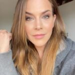 Julie Benz Instagram - Excited to see everyone at @steelcitycon March 31-April 2 ❤️ Head over to their IG for more information on tickets, schedules, guests etc ✨ And rumor is there might be a little #dexter reunion happening 💉🩸❤️‍🩹 🛀