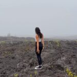 Julie Bertin Instagram – 📍La route des laves, la Réunion. 

«*La route des laves est une portion de route située dans l’est de l’Ile de la Réunion, sous le volcan. Cette route traverse une région qu’on appelle le Grand Brûlé : la partie de l’ile qui a été formée par les coulées de lave successives du Piton de la Fournaise. Tout au long du chemin, des panneaux se succèdent pour indiquer les différentes coulées. Un spectacle à couper le souffle ! »