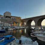 Julie Bertin Instagram - Vous connaissez maintenant la meilleure adresses avec la meilleure vue, pour sejourner à Marseille. Le @alexhotel_marseille -> Je vous laisse avec ce carrousel qualitatif et authentique qui résume parfaitement ces dernières 48 heures.