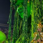 Julie Bertin Instagram - 📍 Carnaval de Rio 2024 « réduire plus de six heures de carnaval en une minute et six secondes. Croyez-moi, ça n’a pas été facile. J’ai essayé de vous partager toute la joie,et tout le travail mise en œuvre pendant un an pour cette semaine unique. Encore cette année, j’ai eu la chance de pouvoir cocher une nouvelle case de ma Bucket List ☑️ ». #carnaval #carnaval2024 #carnavalrio #brasil #rj🇧🇷 #fyp #traveling #explore #goodvibes #fiesta #euamo @carnaviva
