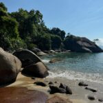 Julie Bertin Instagram – 📍Praia do Laboratório, Angra dos Reis, Costa Verde, RJ.