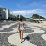 Julie Bertin Instagram – Copa, Copacabana Baby 🇧🇷. 

1. Copacabana 
2. Mont du Pain de Sucre
3. Moi et un Ouistiti poilus des oreilles
4/5. Mont du Pain de Sucre
6. Moi et mes Globo salés (t’as l’impression de manger de l’air)
7/8. Escalier Selarón, (L’escalier a été classé monument historique et Selaron a reçu le titre de « Citoyen d’honneur » de la ville)

#brazil🇧🇷 #copacabana #explore #travelphotography #fyp #frenchgirl #hollidays #riodejaneiro #praiagrande