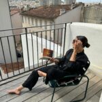 Julie Bertin Instagram - Vous connaissez maintenant la meilleure adresses avec la meilleure vue, pour sejourner à Marseille. Le @alexhotel_marseille -> Je vous laisse avec ce carrousel qualitatif et authentique qui résume parfaitement ces dernières 48 heures.