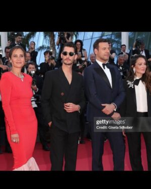 Julie de Bona Instagram - Quel moment magique ♥️ Merci @festivaldecannes 

Le comte de Monte-Cristo 
@pierreniney #AnaïsDemoustier #BastienBouillon #LaurentLafitte @patrickmilleofficiel @pierfrancescofavino #AnamariaVartolomei @vassili.schneider @julien.desaintjean @adelesimphal #StéphaneVarupenne

Produit par Chapter 2 • @mrrackam et @pathefilms 
@matt_delaporte @alexdelapat 

Stylisme @justinebleicher 
Robe @rochasofficial 
Chaussures @louboutinworld 
Bijoux @chaumetofficial
MUA @diorbeauty 

Crédit photos @chloehautierpro