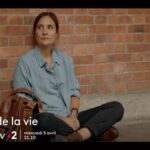 Julie de Bona Instagram - • “L’école de la vie” réalisé par @slim_berhoun 📓 mercredi 5 avril à 21h10 @france2 • @florence.pernel @sanchesaradeirasbruno @tontonyaya75 @cecilerebboah @nicolasbriancon @mapelinage @cedricrevollon @otis_ngoi @lea.millet @naderboussandel @riadgahmi @bartholomewboutellis Basile Violette @ilianabelkhadra @nolanmasraf Sarah Pachoud @ritouche @marinemarcaisboyer Elliot Daurat @ilinkalony @lucas_pennetier @rafa_dfr @florian__lesieur @florian_shb @daphnegirardlecoanet @suzanne.objois @rosieboccardi @morganefrioux Prod. @naguiiiiiii @fiction_air @francetelevisions Anne Holmes @anne_didier