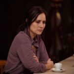 Julie de Bona Instagram – “Mise a nu” à (re)découvrir ce soir dès 21h10 @france2 

Sophie Parlier est prise en vidéo à son insu lors de ses ébats amoureux avec Vincent. Son intimité va être exposée sur les réseaux sociaux, par vengeance. C’est le début de la descente aux enfers pour Sophie victime de pornodivulgation et de cybercriminalité 

Avec @julien_boisselier @julien.desaintjean Romane Libert @samy_gharbi @edouard_montoute @laurent_jumeaucourt @nataliadontcheva @daveniercatherine @frederiquetirmont Sophie Cattani 
Et nos auteures Barbara Grinberg et Hélène Cohen

Real @didierbivel 
@adrenaline_prod @francetelevisions _anne_holmes_ @anne_didier

En cas de « porno divulgation » ou « revenge porn » :
-☎️ appelez le 3018. Appel anonyme pour faire supprimer rapidement les contenus.
– association #stopfisha @stopfisha 
@rachelflore – avocate qui peut donner des conseils juridique. 
– Magalie Chavanne de Cybar’so 
– ne pas hésiter à porter plainte tout de suite