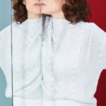 Julieta Díaz Instagram - Ver más allá del reflejo para encontrarnos. Descubrí lo nuevo en ver.com.ar y en locales