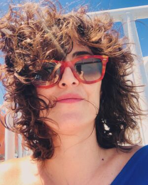 Julieta Díaz Instagram - Con el viento en la cara ✨🌊

@coloniaexpress ❤️