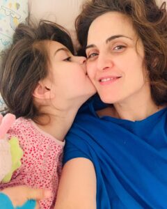 Julieta Díaz Instagram - Hoy cumple 9 años el Amor de mi vida 🌸 El regalo sos vos 🤍