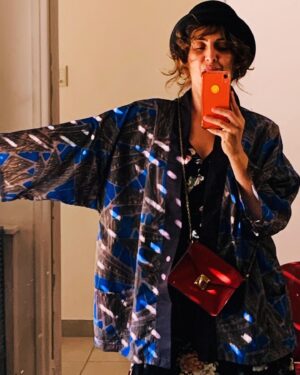 Julieta Díaz Instagram - Kimono @sofiayalfonso 👘❤️🙏🏽
Lentes @lasoreirooficial 👓✨