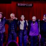 Julieta Díaz Instagram – Esa tercera voz, esa tercera orilla del Río ✨ nuestro último álbum ✨ cerrando el año en la preciosa @bebopclub en caba con toda la banda a pleno 🎶🇦🇷🇺🇾🔥

@diegopresabuceo 
@julietadiaz77 
@santiago.peraltax 
@checoanselmi 
@arieldrigles 
❤️

Gracias a todas y a todos por venir! Es tan lindo compartir con uds siempre! 🙏🏽🌸

Gracias 🙏🏽
@bizarro_uruguay 
@_____andino_____ 
@celinacassi 
@coloniaexpress 
@poetrybuilding 
@patatorresmazza 
@virginiabosco22 
@litovitaleoficial 
@katieviqueira 
@fabiwilder 

Fue una noche hermosa. Desembarcar finalmente nuestro disco Río ✨ en Argentina es un cierre luminoso de mucho trabajo, música y poesía! 

Si todavía no los conocen, disfruten nuestros  álbums en la bio de @julietadiaz77 👆🏾💿😁

📸 @patatorresmazza 

🌱🍃🙏🏽🎶💋
