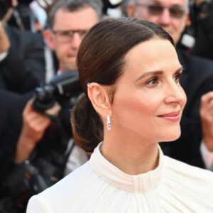 Juliette Binoche Instagram - In Cannes for « The Pot-au-feu» film by Tran Anh Hung 
Film « La Passion de Dodin Bouffant » présenté à Cannes de Tran Anh Hung. 

Thank you to :
🤍@dior
❤️@mariagraziachiuri
💛@charlottetilbury 
💖@chopard 
and 
👗@jonathan_huguet 
💄@odilesubra
✂️@johnnollet 
❤️‍🔥@orbis-media