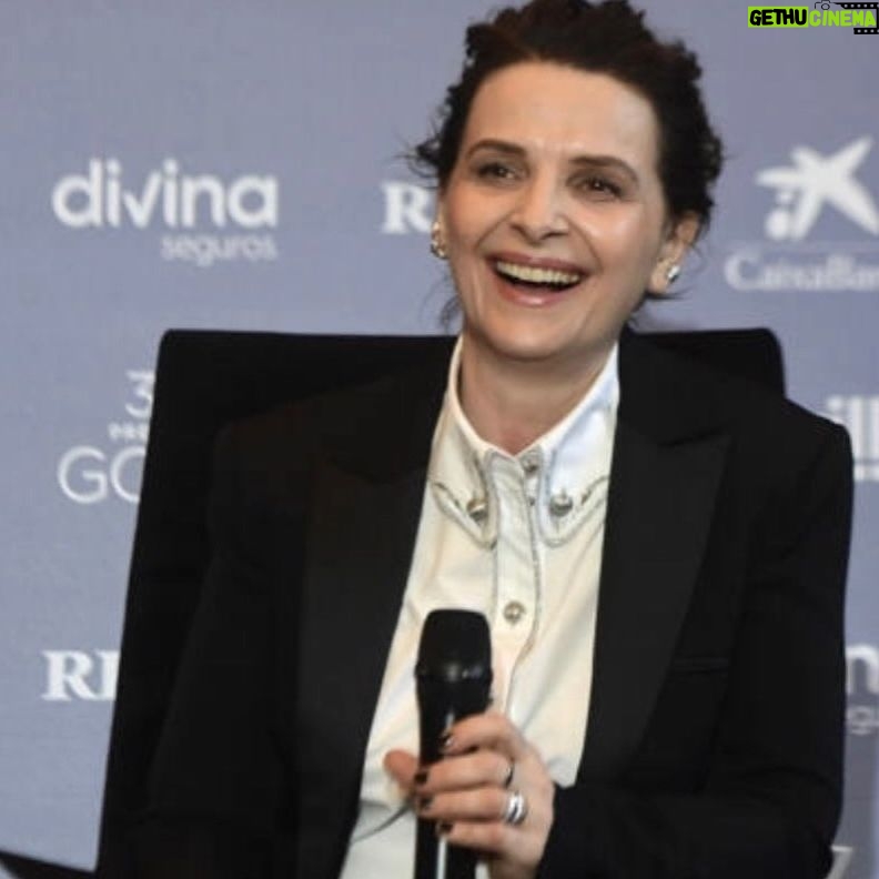 Juliette Binoche - 13.2K Likes - Merci à la création de la maison 🧚🏽♀️💐🤍✨
@pacorabanne
Merci à :
💃🏼@jonathan_huguet
💋@celine_planchenault
💇🏻♀️@johnnollet
💍@boucheron
et à
@orbis.media ❤️🔥
@frederiquemoidon ❤️🔥
Quelques merveilles impressionnantes à Séville…