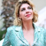Juliette Tresanini Instagram - ✨STRASS et PAILLETTES✨ « Le naturel du Festival de Cannes » ou « de l’importance de rester simple pour monter des marches » On est loin de ma vraie tenue du jour que je vous épargnerai mais c’est ça la magie d’Instagram 😉 Bon dimanche en survet ou paillettes c’est toi qui décide, t’as vu 😉 📸: @sylviecastioni_art 💄 : @valdumond Veste : @liujo Merci @sandraandcoparis et @arianderson8685